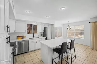 1053 W Myrna Lane, Tempe, AZ 85284 - Photo 6