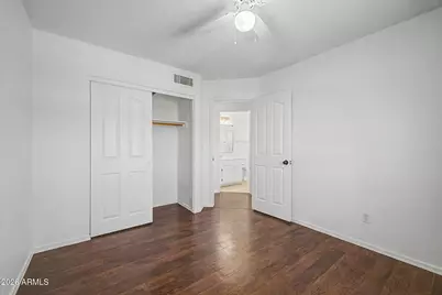 1053 W Myrna Lane, Tempe, AZ 85284 - Photo 32