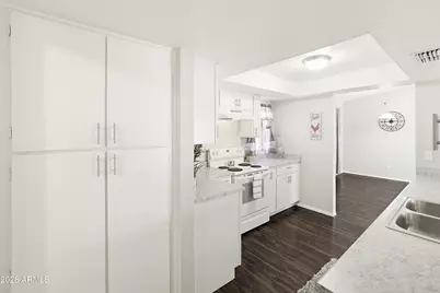 4041 W Pershing Avenue, Phoenix, AZ 85029 - Photo 18