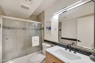 703 E Corte Oro, Phoenix, AZ 85020 - Photo 20
