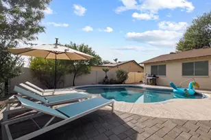 1715 N Sunset Dr, Tempe, AZ 85288 - Photo 18