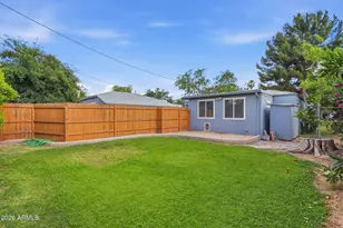 1046 E Clarendon Ave, Phoenix, AZ 85014 - Photo 18