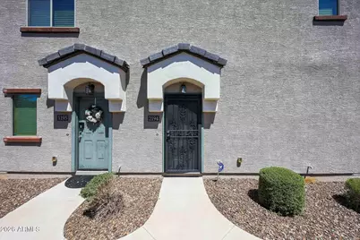 2725 E Mine Creek Road #2194, Phoenix, AZ 85024 - Photo 2