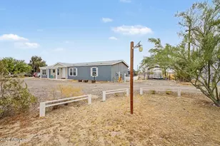 11637 W Harmony Ln, Sun City, AZ 85373 - Photo 4