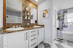 11637 W Harmony Ln, Sun City, AZ 85373 - Photo 20
