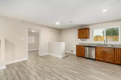 115 N 33rd Avenue, Phoenix, AZ 85009 - Photo 12