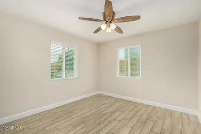 115 N 33rd Avenue, Phoenix, AZ 85009 - Photo 8