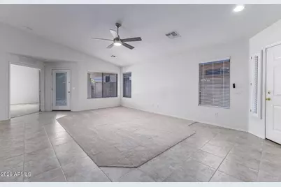 15847 W Saguaro Lane, Surprise, AZ 85374 - Photo 2
