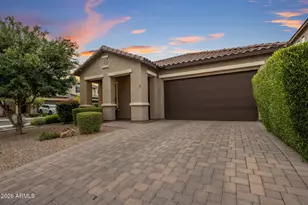 6610 E Marisa Ln, Phoenix, AZ 85054 - Photo 1