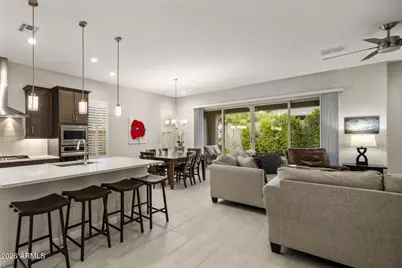 6610 E Marisa Lane, Phoenix, AZ 85054 - Photo 4