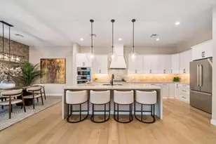 3810 E Clarendon Ave, Phoenix, AZ 85018 - Photo 2