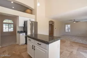 7457 W Melinda Ln, Glendale, AZ 85308 - Photo 10