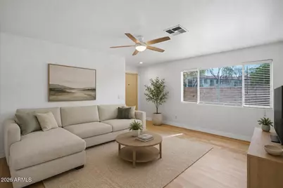 2901 W Irma Lane, Phoenix, AZ 85027 - Photo 2