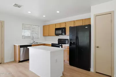 2901 W Irma Lane, Phoenix, AZ 85027 - Photo 16