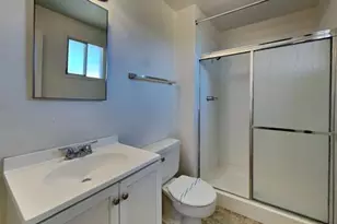 7331 W Sells Dr, Phoenix, AZ 85033 - Photo 2