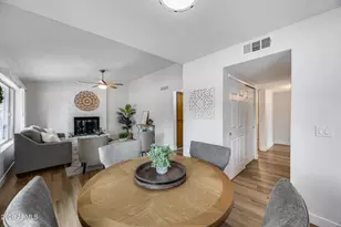 822 W Malibu Dr, Tempe, AZ 85282 - Photo 14
