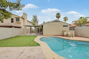 924 E Escuda Dr, Phoenix, AZ 85024 - Photo 30