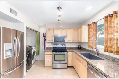 924 E Escuda Drive, Phoenix, AZ 85024 - Photo 16