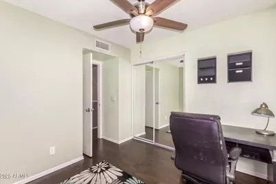 924 E Escuda Drive, Phoenix, AZ 85024 - Photo 18