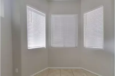 7251 W Paradise Lane, Peoria, AZ 85382 - Photo 4