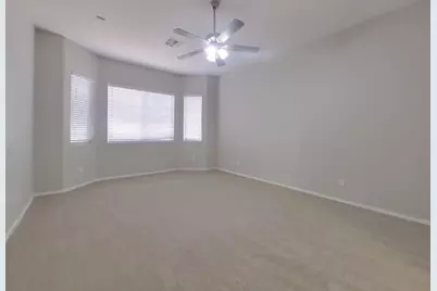 7251 W Paradise Lane, Peoria, AZ 85382 - Photo 8