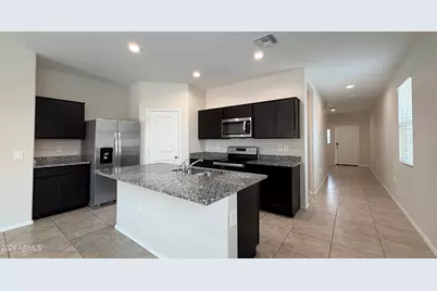 35420 W San Alvarez Avenue, Maricopa, AZ 85138 - Photo 2