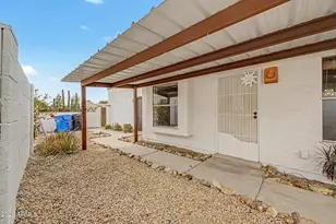 906 E Escuda Dr, Phoenix, AZ 85024 - Photo 10