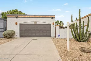 906 E Escuda Dr, Phoenix, AZ 85024 - Photo 1