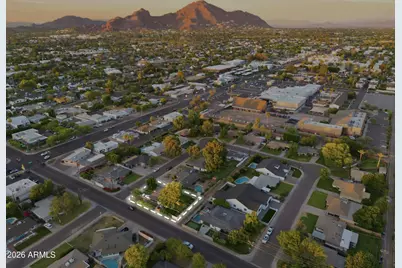 3801 E Amelia Avenue, Phoenix, AZ 85018 - Photo 12
