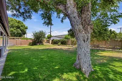 3801 E Amelia Avenue, Phoenix, AZ 85018 - Photo 26