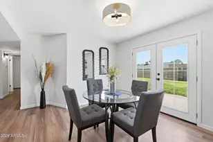 247 E Fordham Dr, Tempe, AZ 85283 - Photo 8