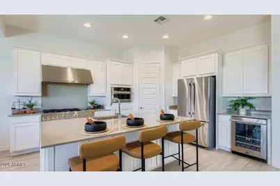 25612 N 174th Avenue, Surprise, AZ 85387 - Photo 4