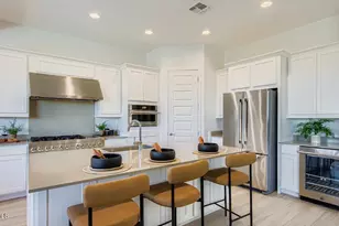 25612 N 174th Ave, Surprise, AZ 85387 - Photo 4