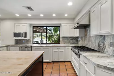 6339 N 48th Place, Paradise Valley, AZ 85253 - Photo 24