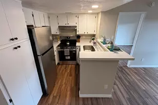 3601 W Tierra Buena Ln, Phoenix, AZ 85053 - Photo 6