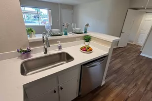 3601 W Tierra Buena Ln, Phoenix, AZ 85053 - Photo 6