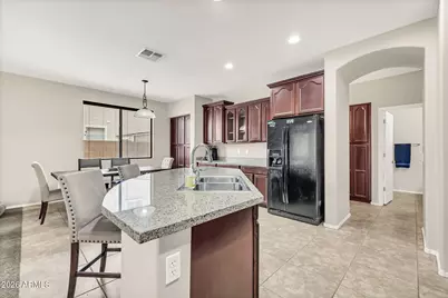 742 E Kingbird Drive, Gilbert, AZ 85297 - Photo 18