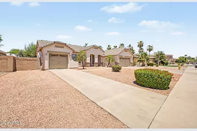 3076 E Juanita Avenue, Gilbert, AZ 85234 - Photo 2