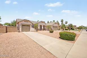 3076 E Juanita Ave, Gilbert, AZ 85234 - Photo 2