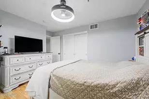 2410 North 39th Pl, Phoenix, AZ 85008 - Photo 10