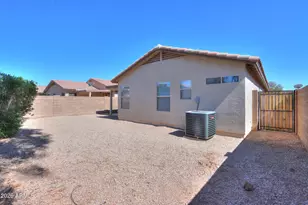 43610 W Bedford Dr, Maricopa, AZ 85138 - Photo 32