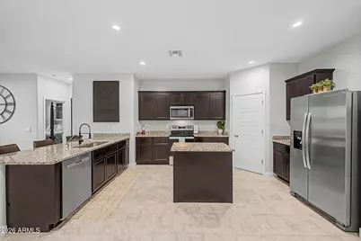2836 W Savannah Avenue, Apache Junction, AZ 85120 - Photo 14