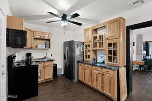2225 W Morten Ave, Phoenix, AZ 85021 - Photo 28