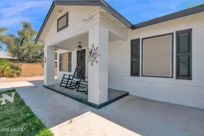 2225 W Morten Avenue #3, Phoenix, AZ 85021 - Photo 2