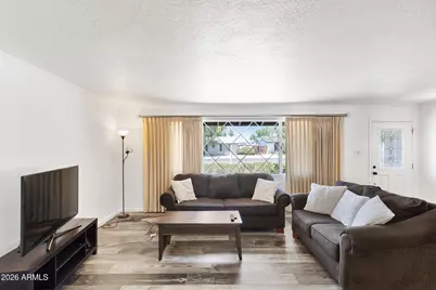 317 E Griswold Road, Phoenix, AZ 85020 - Photo 2