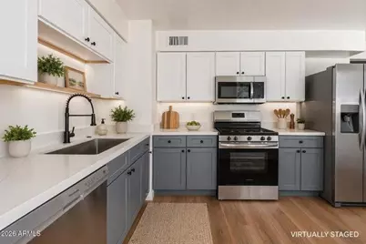 3020 E Yale Street #Apt 2, Phoenix, AZ 85008 - Photo 2