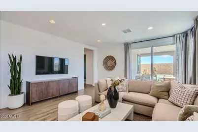 16722 W Buckskin Trail, Surprise, AZ 85387 - Photo 6