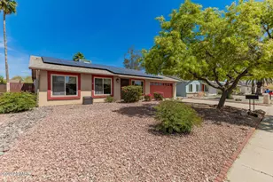 4020 E Windrose Dr, Phoenix, AZ 85032 - Photo 2