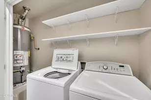3441 E Avalon, Phoenix, AZ 85018 - Photo 28