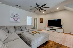 3441 E Avalon, Phoenix, AZ 85018 - Photo 10